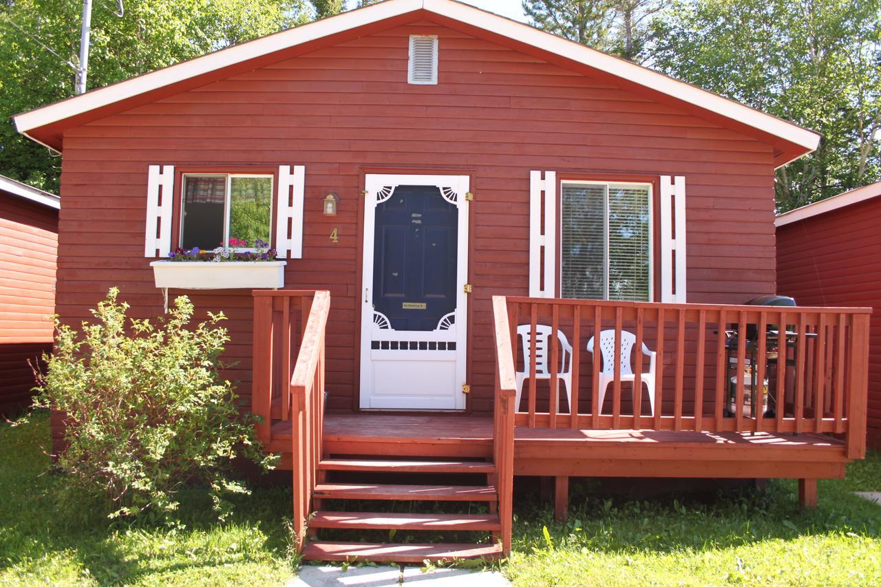 Lush's Cottages Cormack Exteriör bild